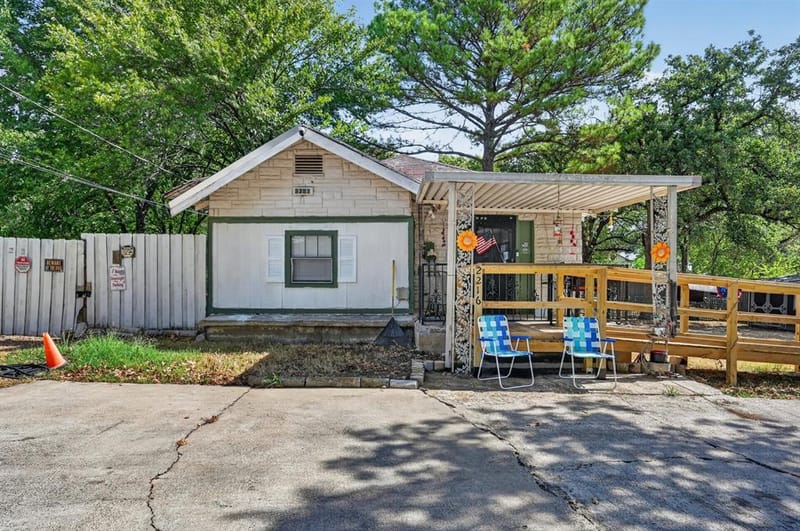 2216 Suewood Lane, Dallas TX 75217
