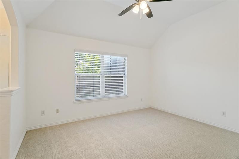 1224 Willowdale Lane, Irving TX 75063 - Photo 28