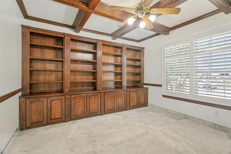 1224 Willowdale Lane, Irving TX 75063 - Photo 5