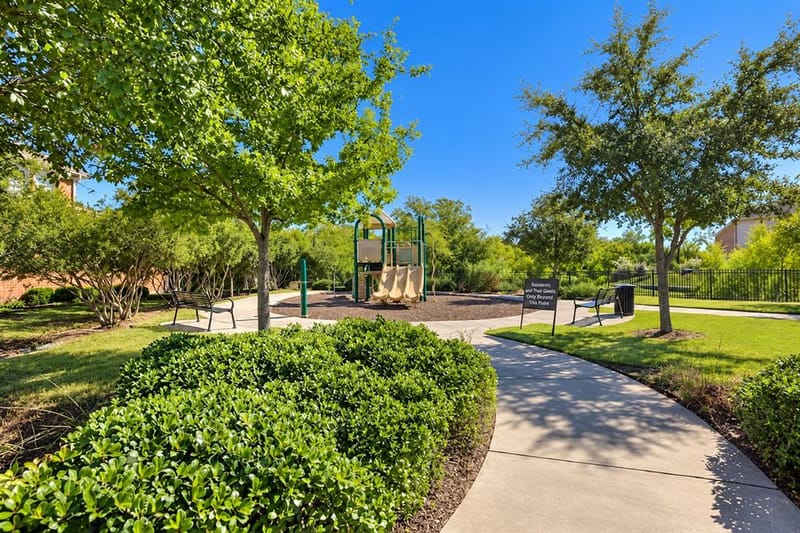 8425 Tyler Drive, Lantana TX 76226 - Photo 34
