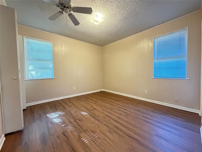 111 E Dawn Drive, Robinson TX 76706 - Photo 12