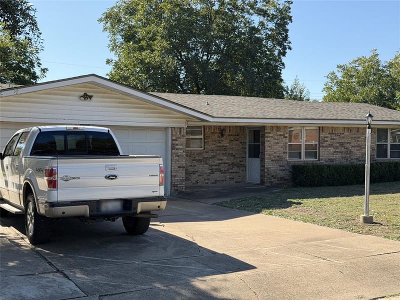 111 E Dawn Drive, Robinson TX 76706