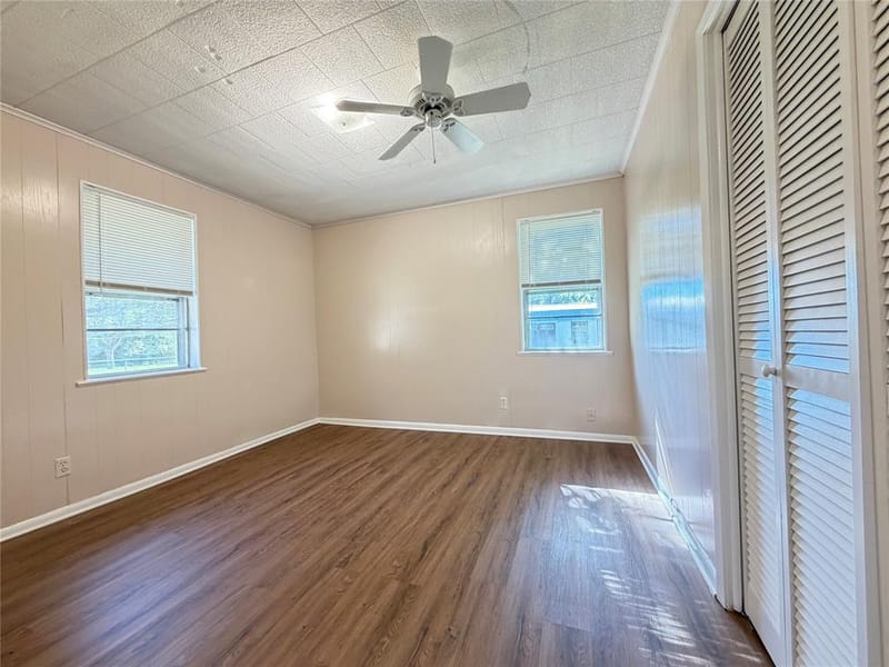 111 E Dawn Drive, Robinson TX 76706 - Photo 11