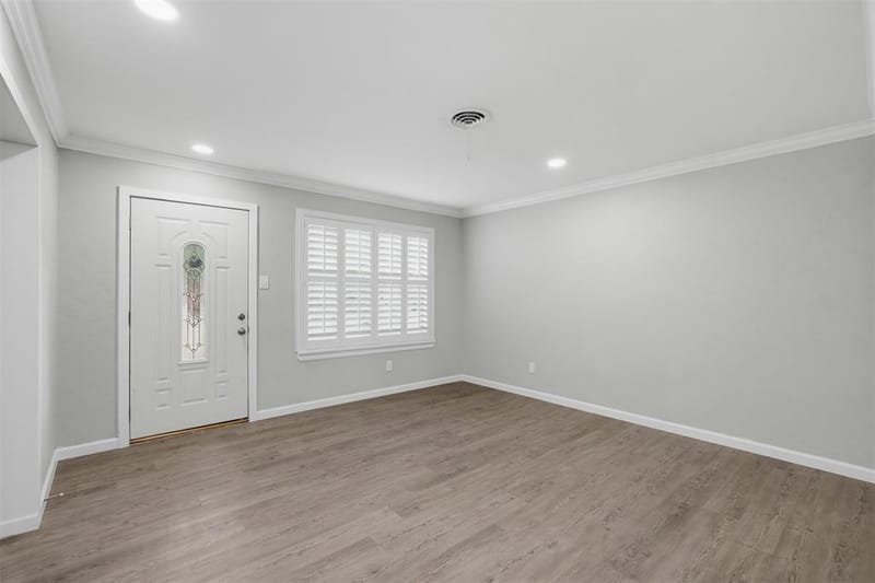 1312 E Mitchell Street, Arlington TX 76010 - Photo 6