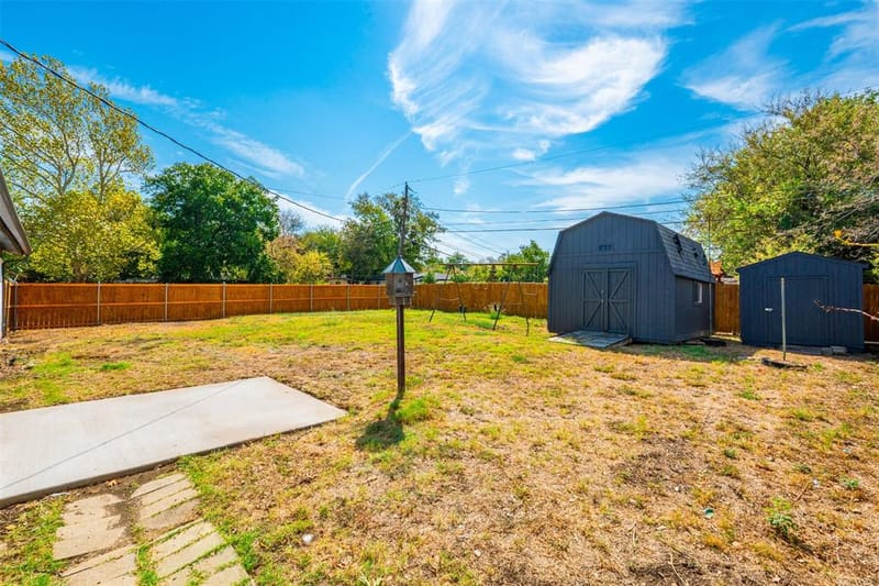 1312 E Mitchell Street, Arlington TX 76010 - Photo 32