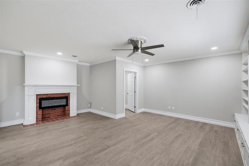 1312 E Mitchell Street, Arlington TX 76010 - Photo 10