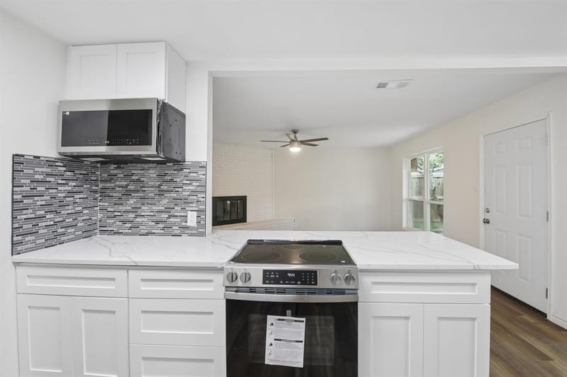 2231 Park Springs Court, Arlington TX 76013 - Photo 12