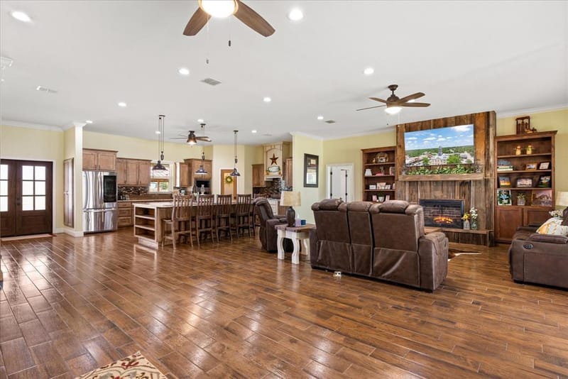 9739 Waldrup Road, Lipan TX 76462 - Photo 8