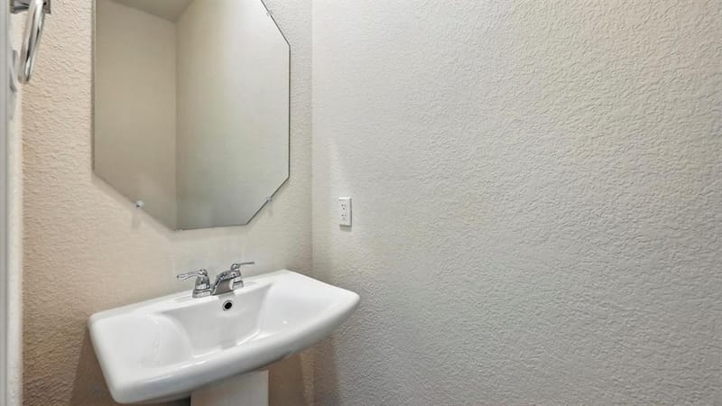 621 Newland Court, Princeton TX 75407