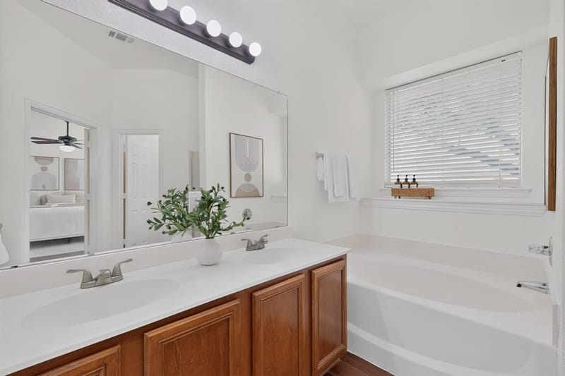 10214 Lakeview Drive, Providence Village TX 76227 - Photo 14