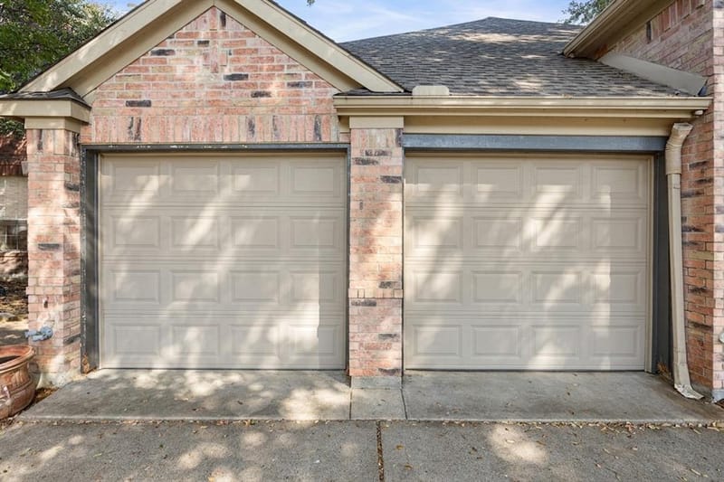 6712 Braeview Drive, Fort Worth TX 76137 - Photo 2