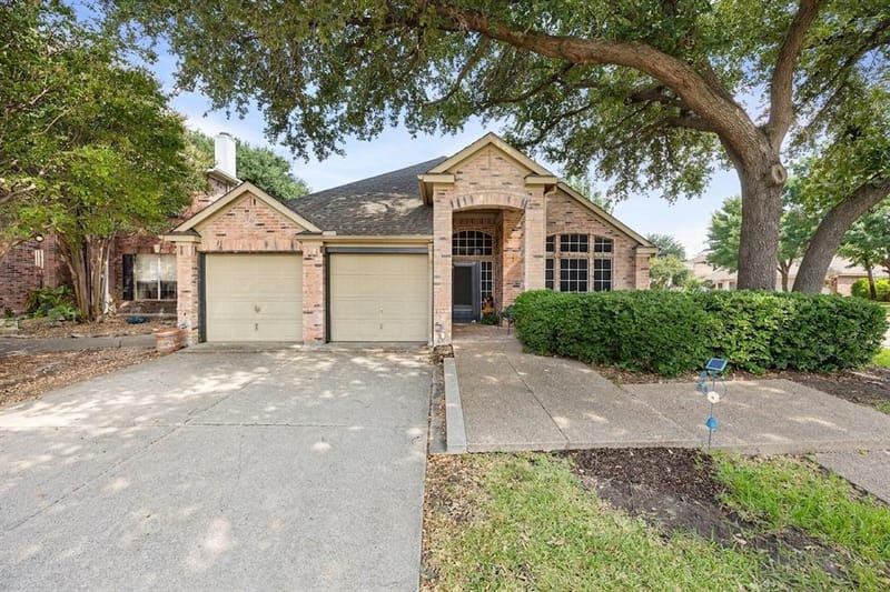 6712 Braeview Drive, Fort Worth TX 76137