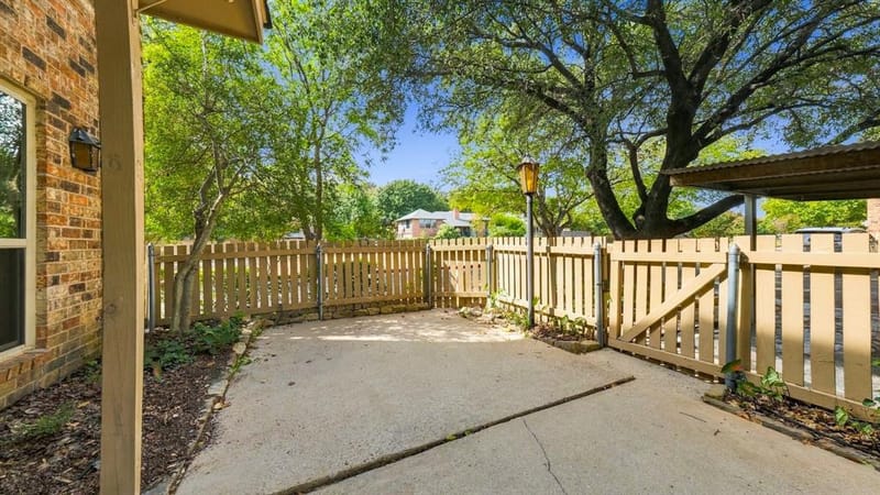 4325 Bellaire Drive S, Fort Worth TX 76109 - Photo 27