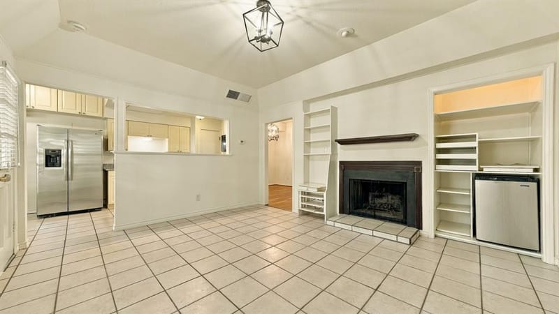 4325 Bellaire Drive S, Fort Worth TX 76109 - Photo 16