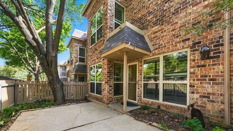 4325 Bellaire Drive S, Fort Worth TX 76109 - Photo 28