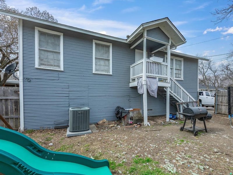 409 NW Main Street, Ennis TX 75119 - Photo 29