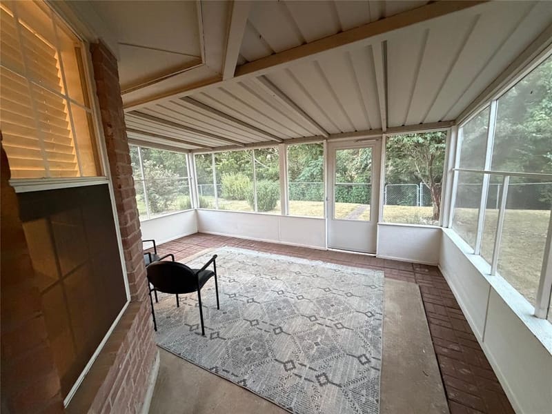 1107 Oxford Drive, Gainesville TX 76240 - Photo 14