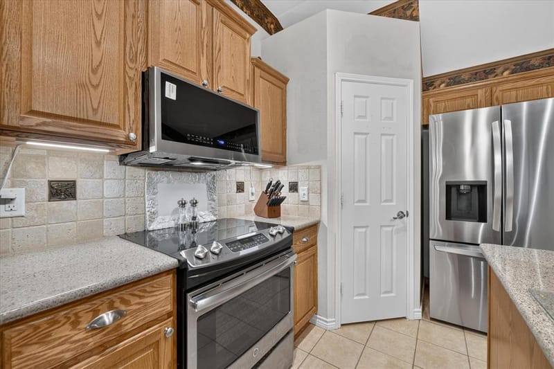 3101 Topanga Canyon Drive, Corinth TX 76210 - Photo 12