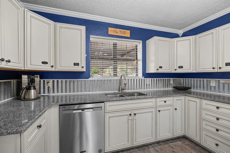 349 Arrowhead Point Road, Belton TX 76513 - Photo 11