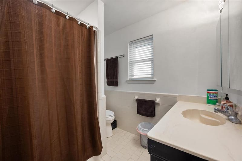 1001 Whispering Oak Court, Arlington TX 76012 - Photo 23