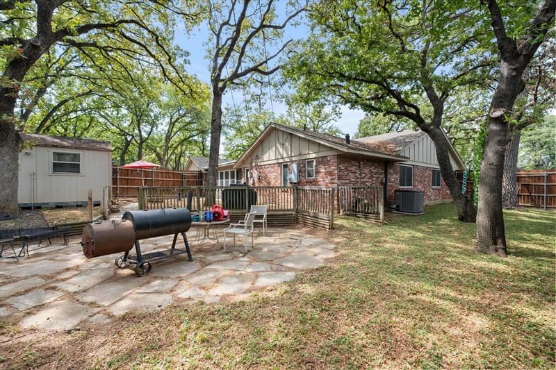 1001 Whispering Oak Court, Arlington TX 76012 - Photo 36