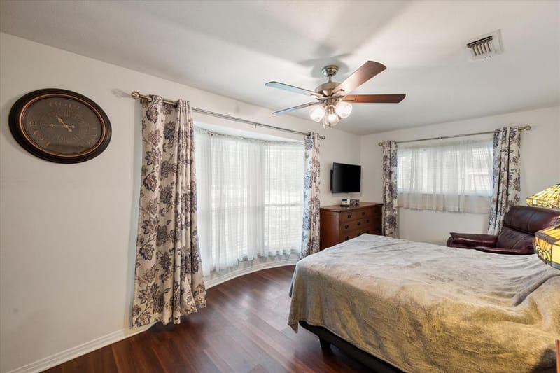 1001 Whispering Oak Court, Arlington TX 76012 - Photo 24