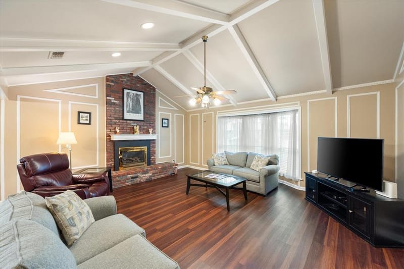 1001 Whispering Oak Court, Arlington TX 76012 - Photo 10