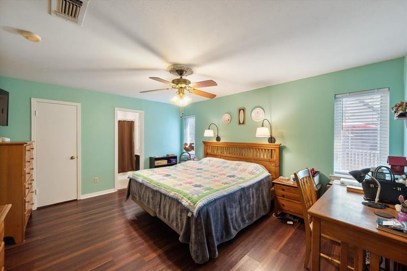 1001 Whispering Oak Court, Arlington TX 76012 - Photo 21