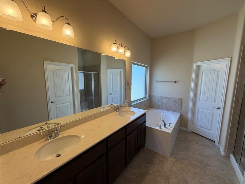 3912 Gennaker Drive, Denton TX 76210 - Photo 12