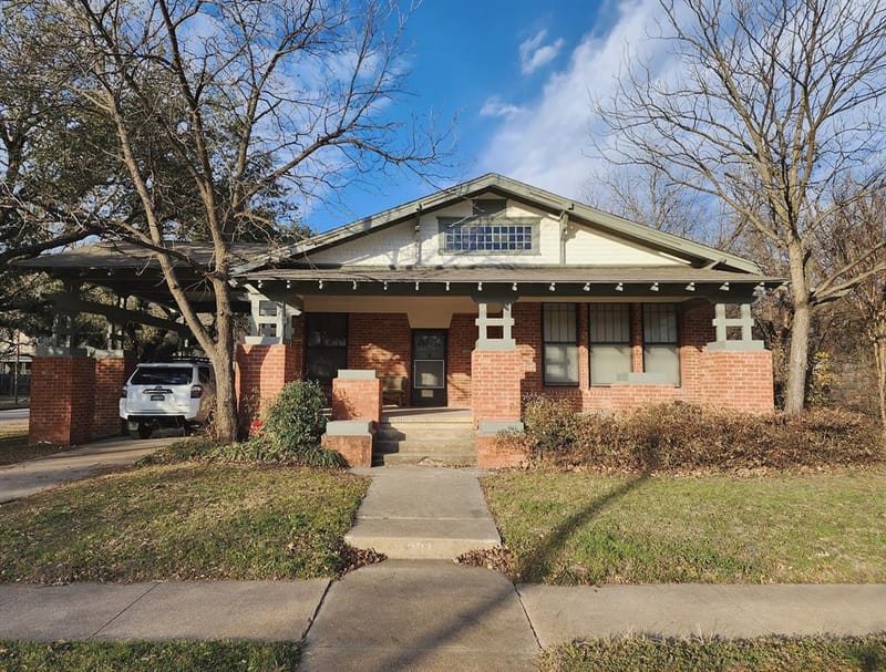 901 4th Avenue, Mineral Wells TX 76067 - Photo 2