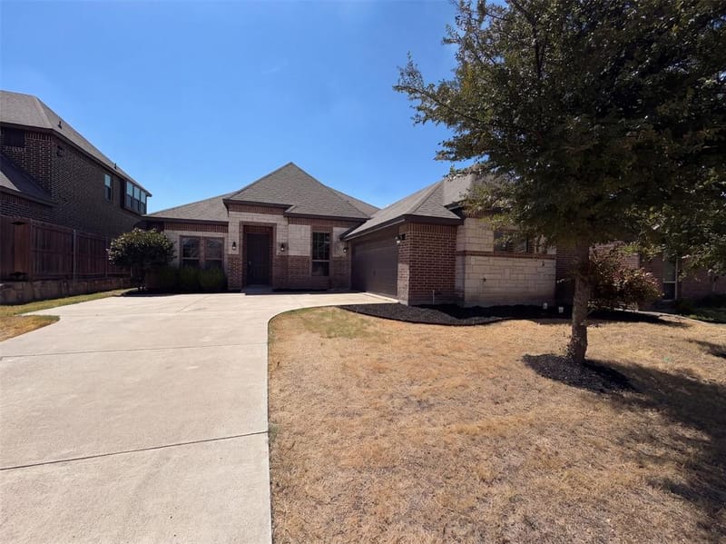 130 Red Pine Drive, Red Oak TX 75154 - Photo 6