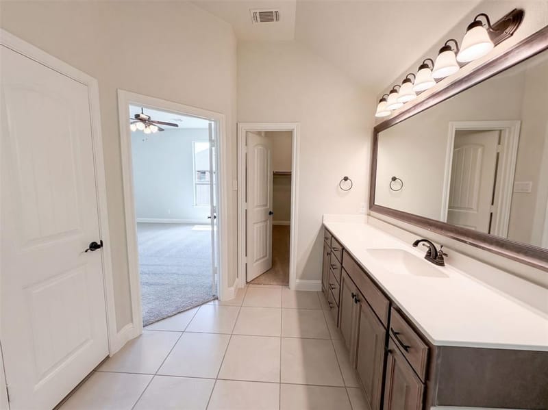 130 Red Pine Drive, Red Oak TX 75154 - Photo 10