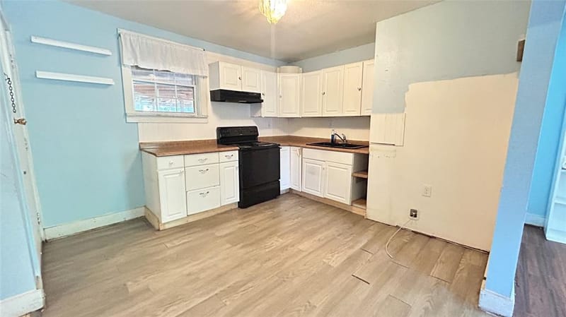 3557 Pecos Street, Fort Worth TX 76119 - Photo 3