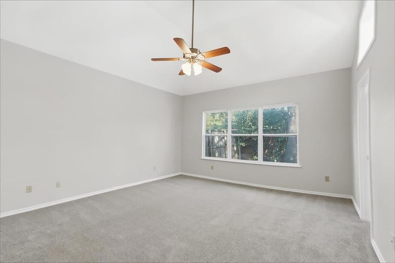 9016 Cumberland Drive, Irving TX 75063 - Photo 10
