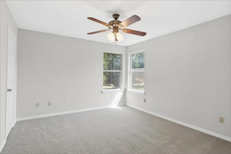 9016 Cumberland Drive, Irving TX 75063 - Photo 15