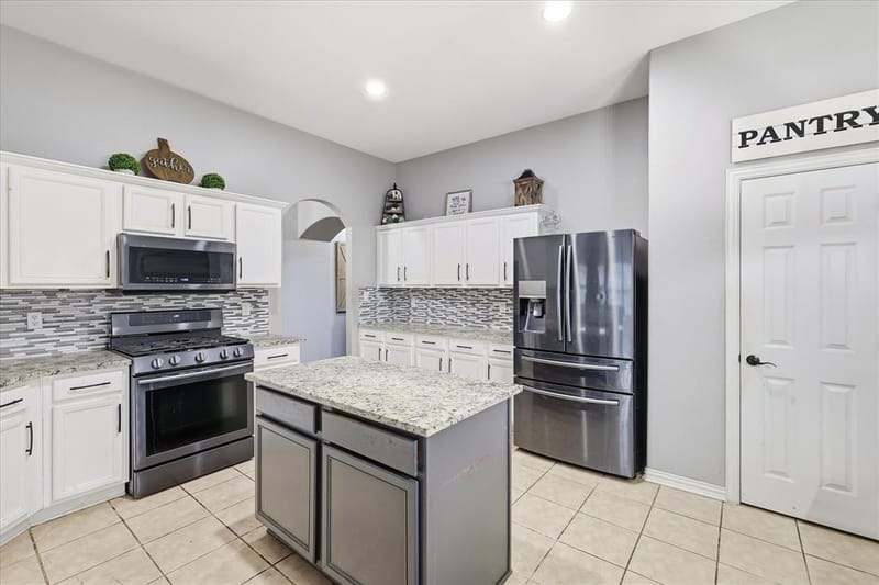 5403 Lavaca Road, Grand Prairie TX 75052 - Photo 8