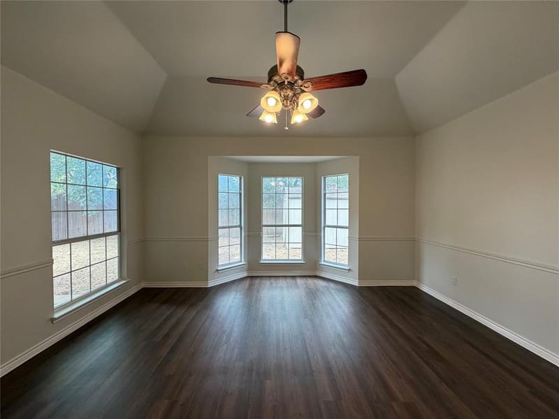 5821 Starboardway Drive, Fort Worth TX 76135 - Photo 4