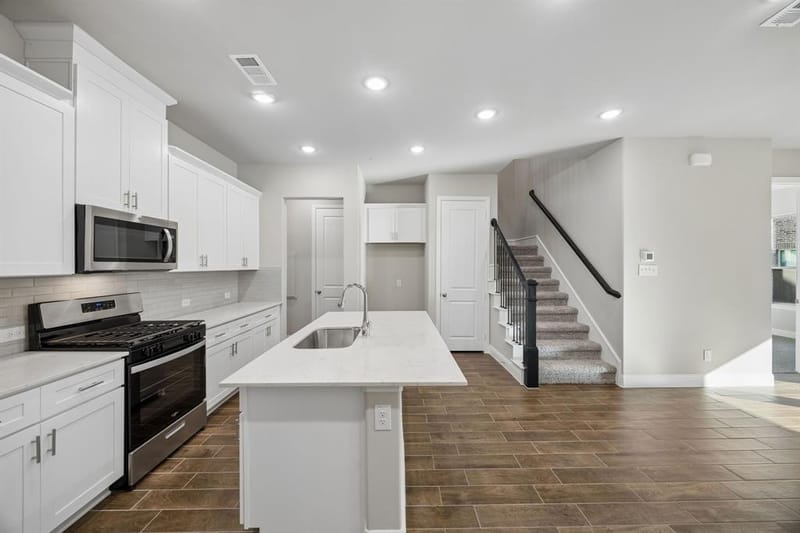 816 Heart Reef Road, Plano TX 75075 - Photo 6
