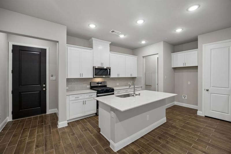 816 Heart Reef Road, Plano TX 75075 - Photo 3