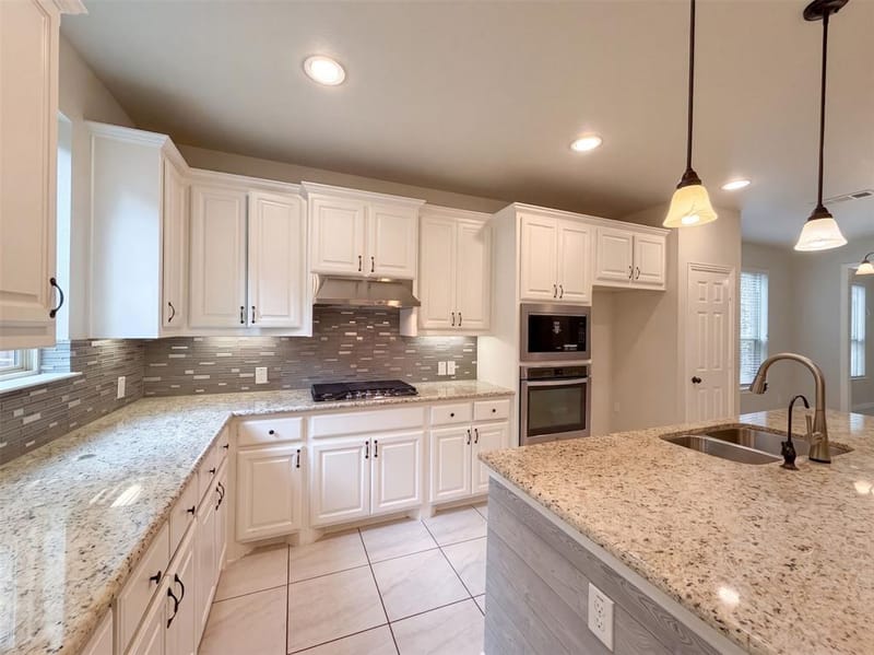 9332 Kaitlyn Court, Lantana TX 76226 - Photo 21