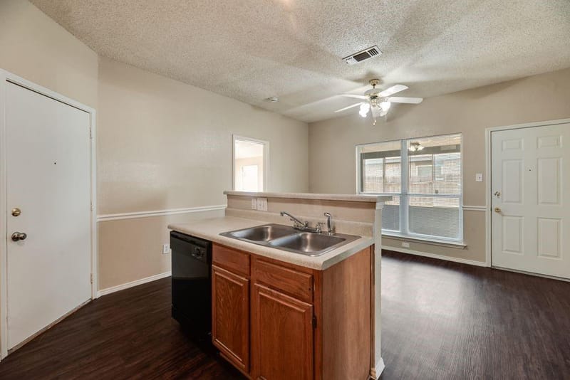 2729 Bent Brook Drive, Mesquite TX 75181 - Photo 9