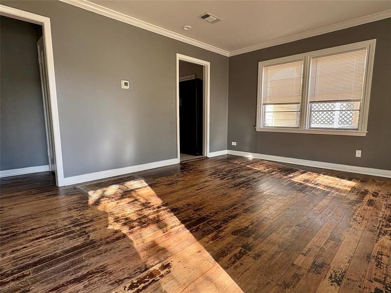 705 N Derby Street, Denison TX 75020 - Photo 8