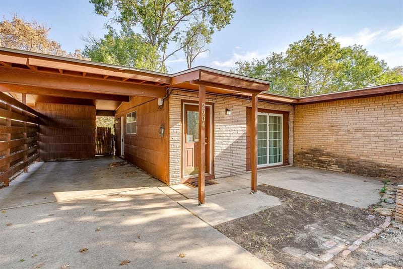 2904 Cordone Street, Fort Worth TX 76133 - Photo 3