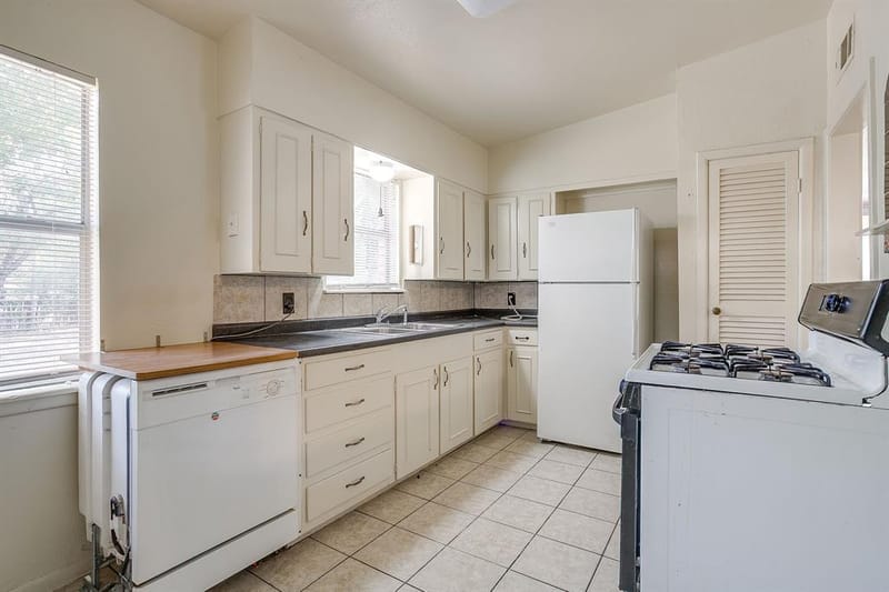 2904 Cordone Street, Fort Worth TX 76133 - Photo 8