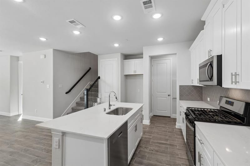 924 Heart Reef Road, Plano TX 75075 - Photo 7
