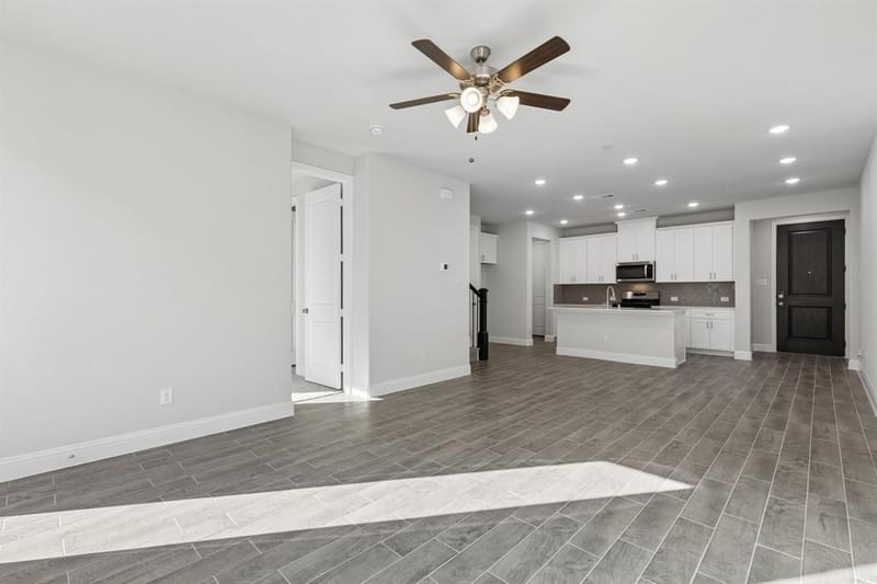 924 Heart Reef Road, Plano TX 75075 - Photo 9