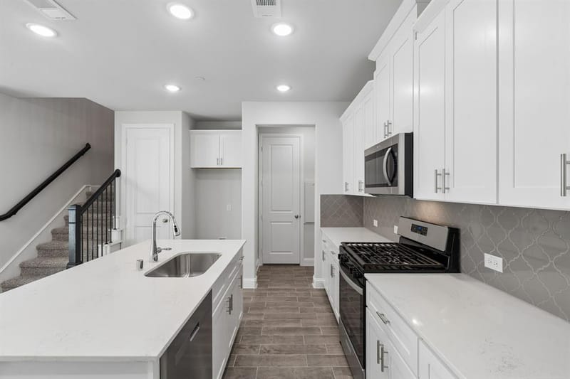 924 Heart Reef Road, Plano TX 75075 - Photo 4