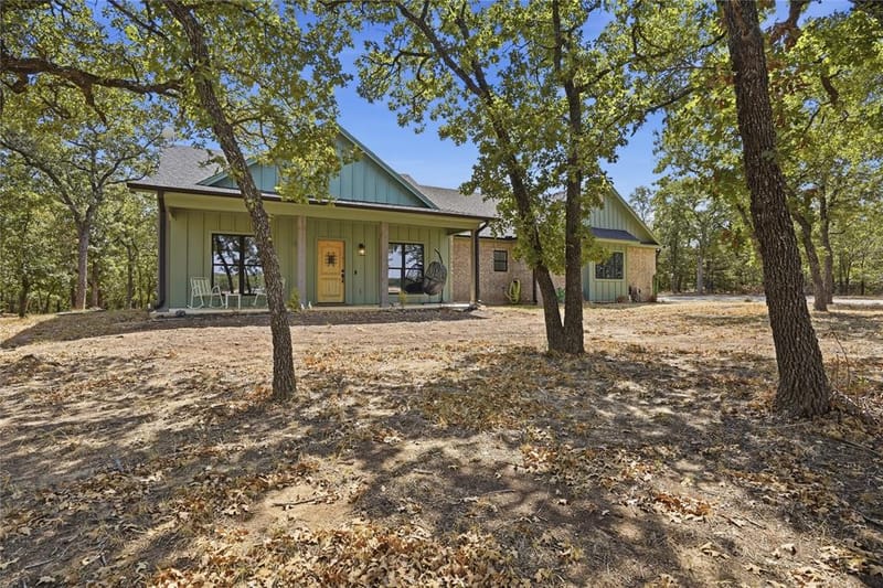 230 Silver Lakes Drive, Sunset TX 76270 - Photo 5