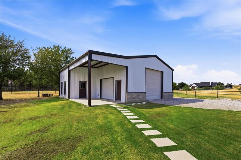 1135 Paradise Parkway, Poolville TX 76487 - Photo 36