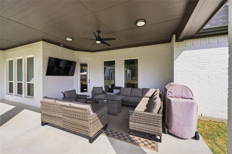 1135 Paradise Parkway, Poolville TX 76487 - Photo 33